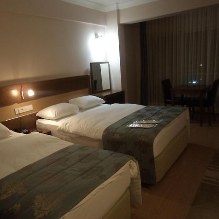 Perla Hotel Дікілі Екстер'єр фото