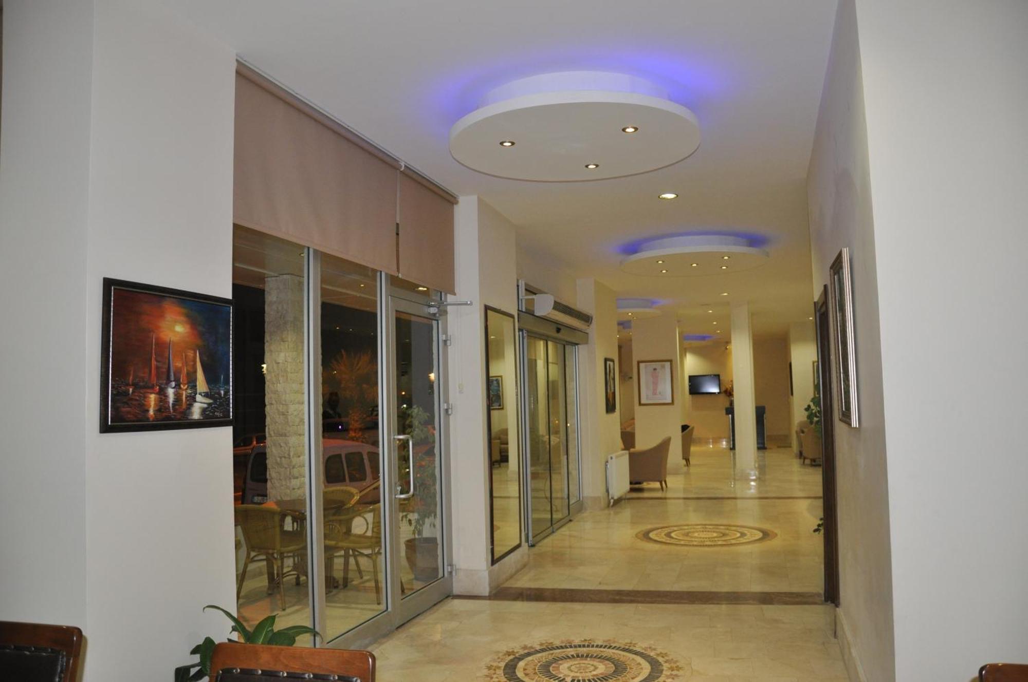 Perla Hotel Дікілі Екстер'єр фото