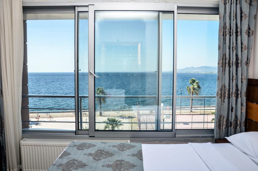 Perla Hotel Дікілі Екстер'єр фото