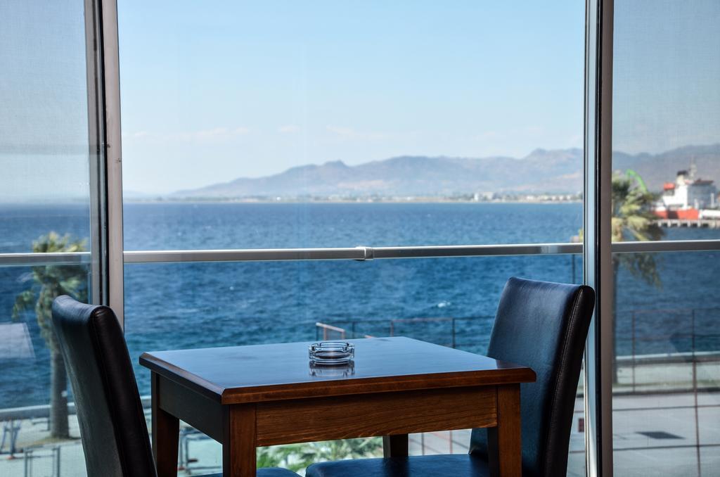 Perla Hotel Дікілі Екстер'єр фото